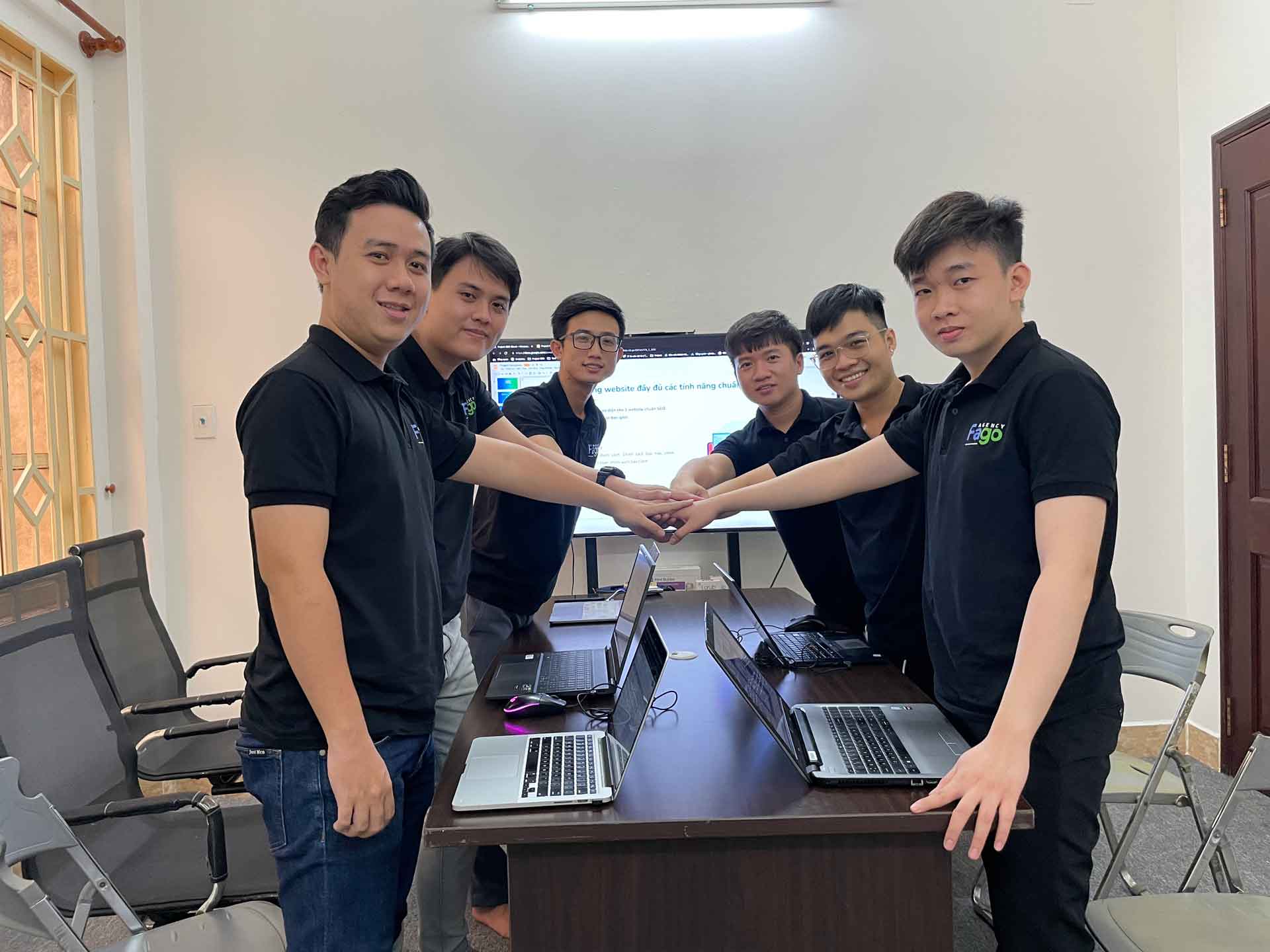 Đội ngũ GrowVi